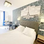 Hotel Aviatic 2*