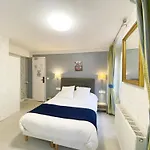Aviatic Hotel Paris